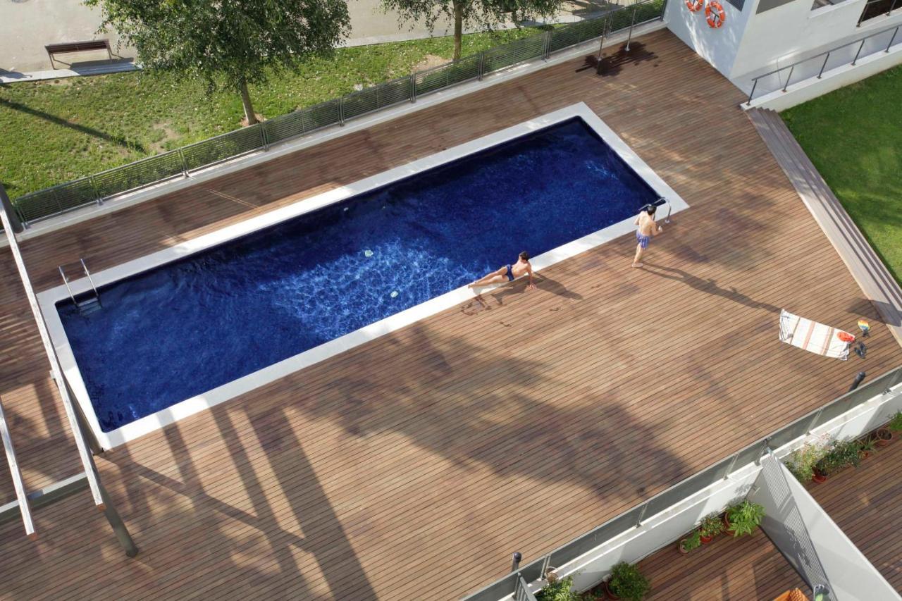 1217 - Pool And Beach Nice Apartment II Barcelona Bagian luar foto