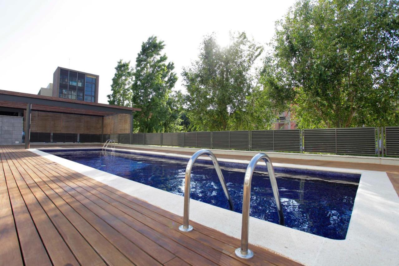 1217 - Pool And Beach Nice Apartment II Barcelona Bagian luar foto