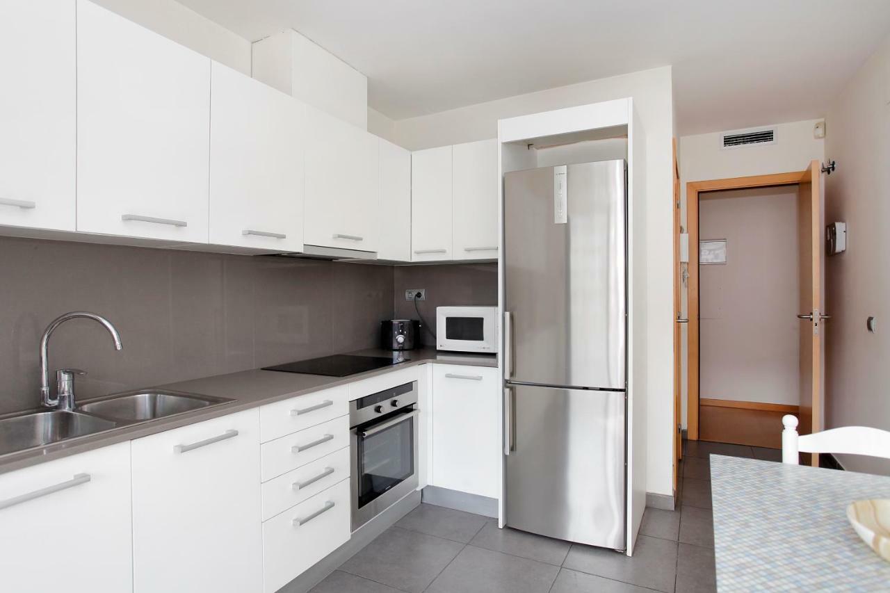 1217 - Pool And Beach Nice Apartment II Barcelona Bagian luar foto